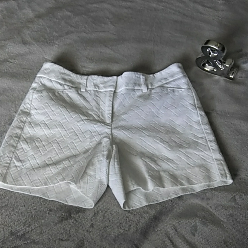 WHITE HOUSE   BLACK MARKET SHORT